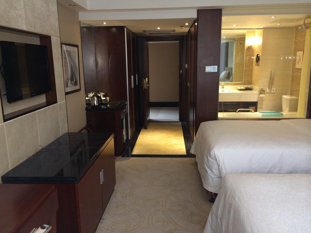 Weihai Golden Bay International Hotel Oda fotoğraf